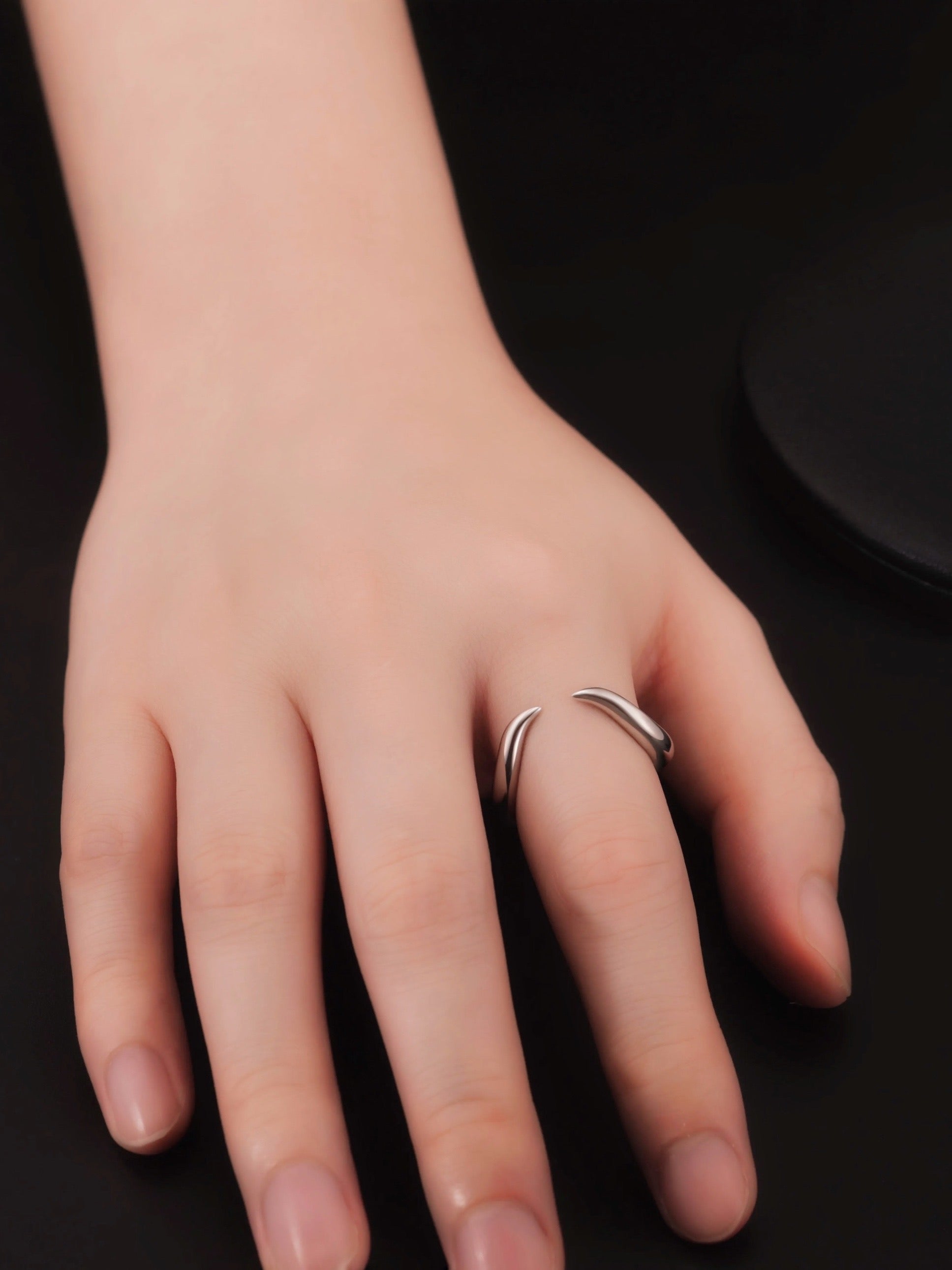 Albedo’s Horn Ring - Sterling Silver