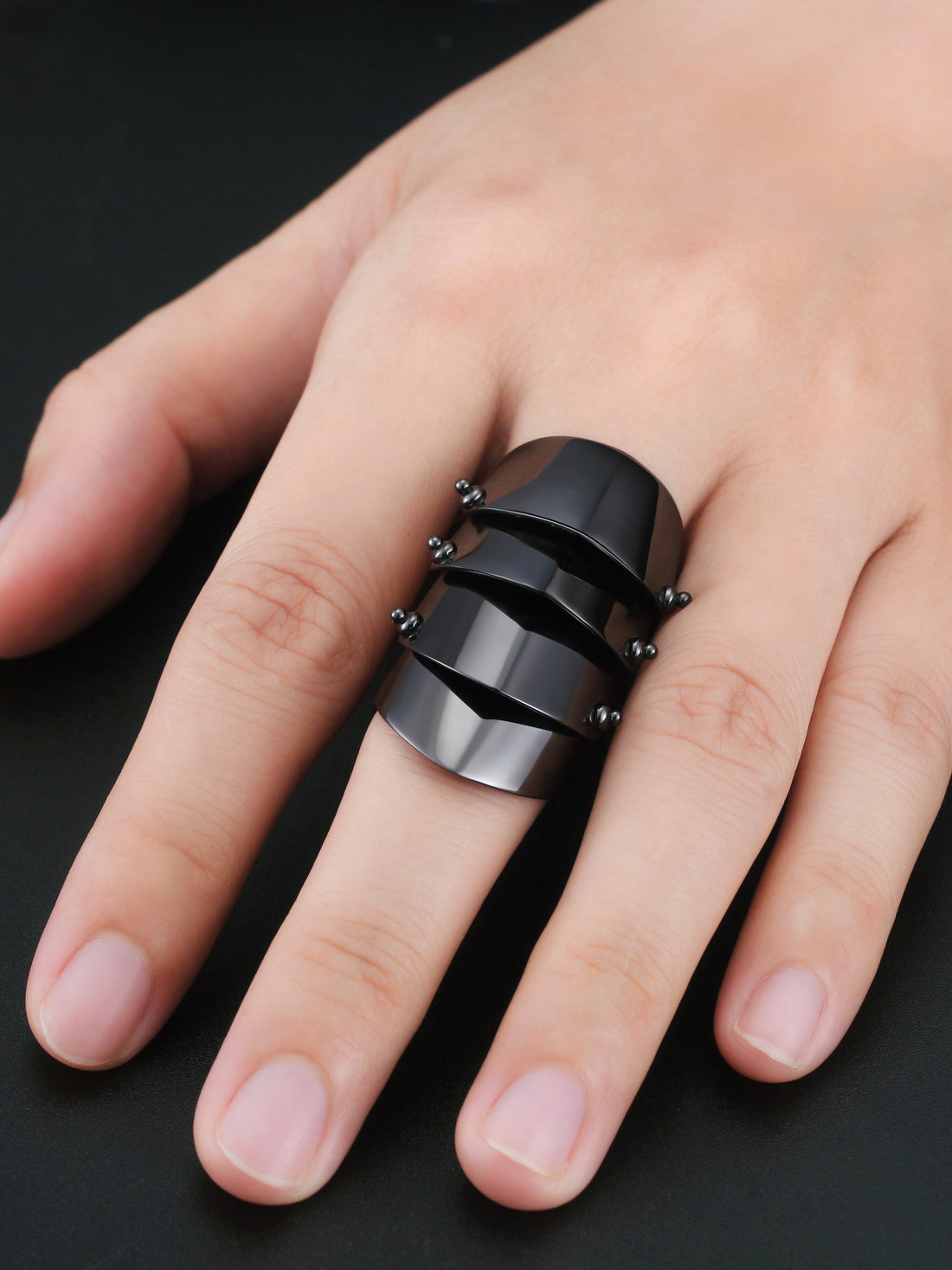 Berserk Ring - Black Gold