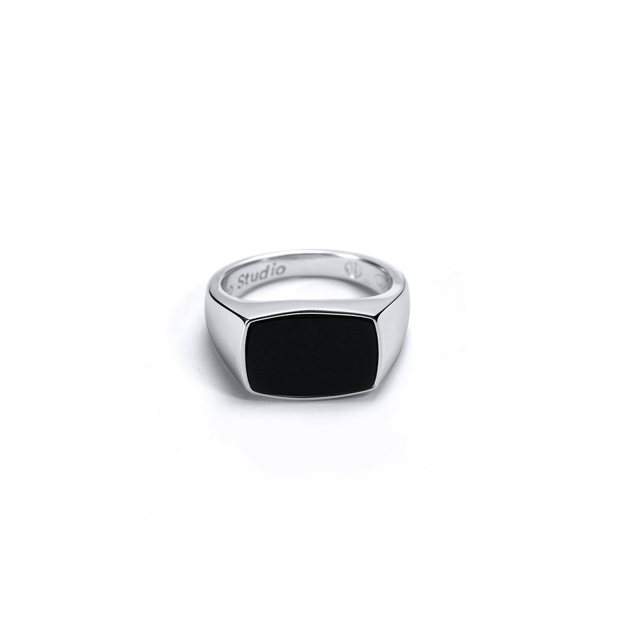 Men's Oval Onyx Signet Ring in Sterling Silver
